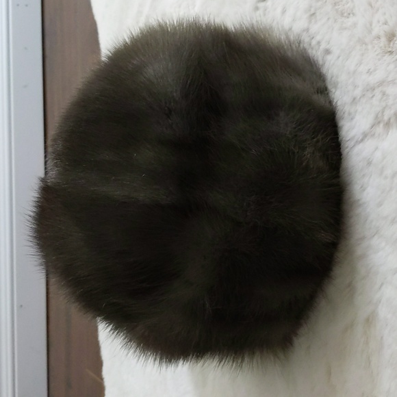 Vintage 1950's Grey Fur Mink Cloche Bucket Hat - Picture 2 of 8